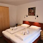 Regina Гостевой дом 3*