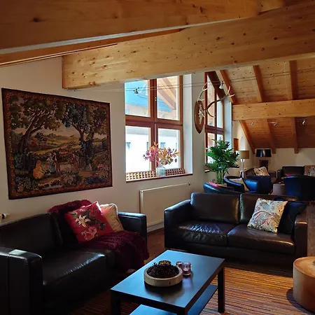 Regina Guest house